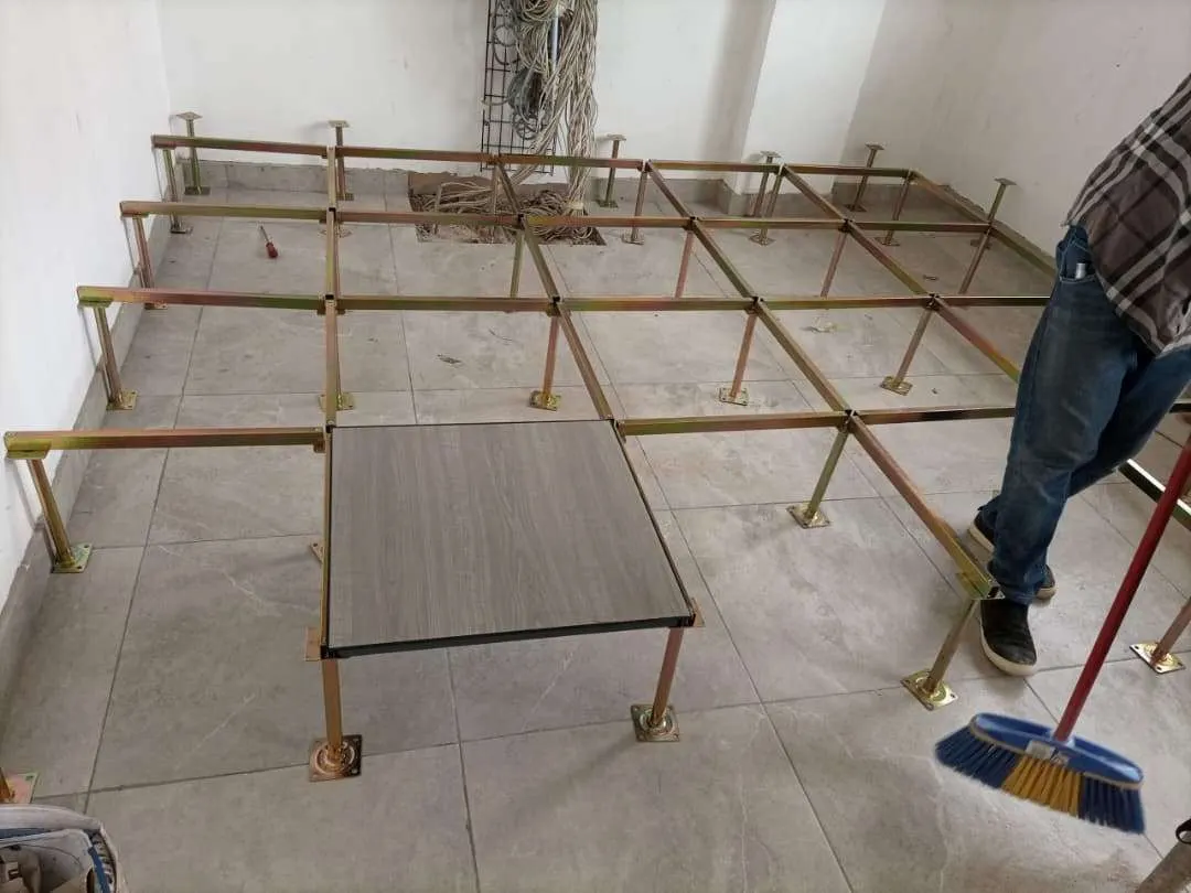 Data centre raised floor build